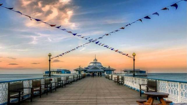 Apartament Harbour View Rhôs-on-Sea Zewnętrze zdjęcie