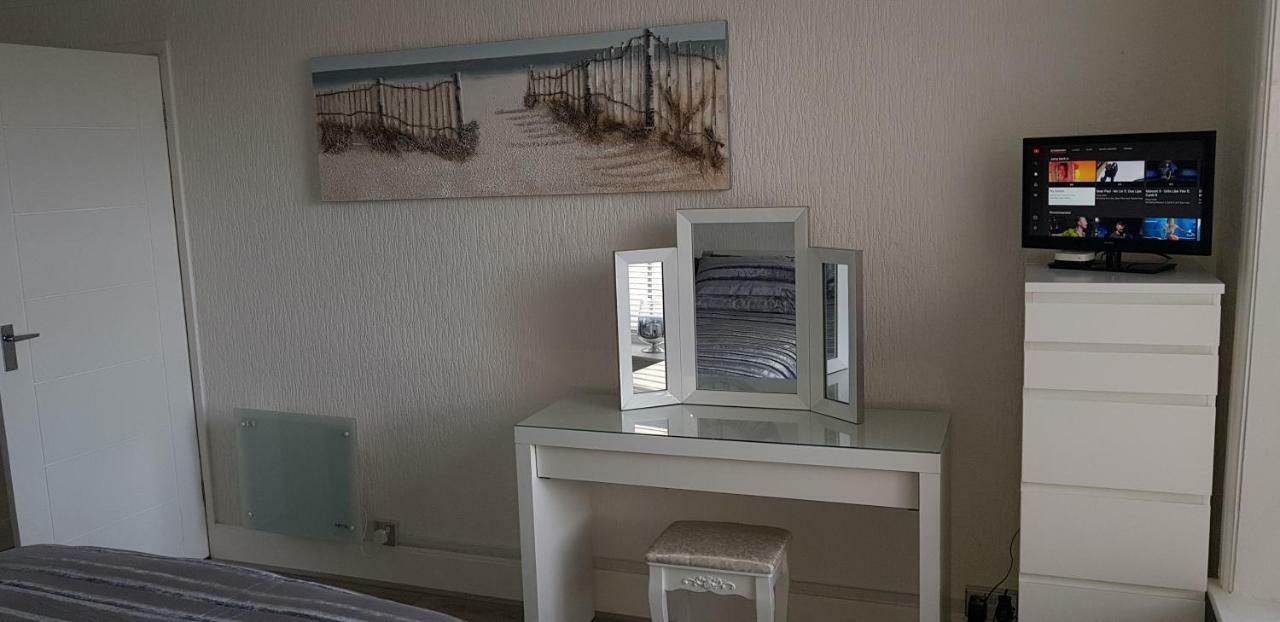 Apartament Harbour View Rhôs-on-Sea Zewnętrze zdjęcie